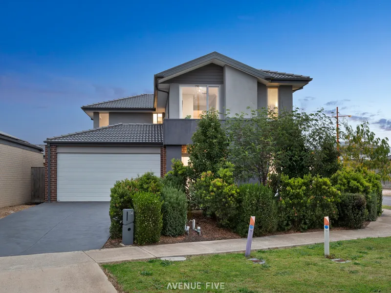Family home complete with park vistas