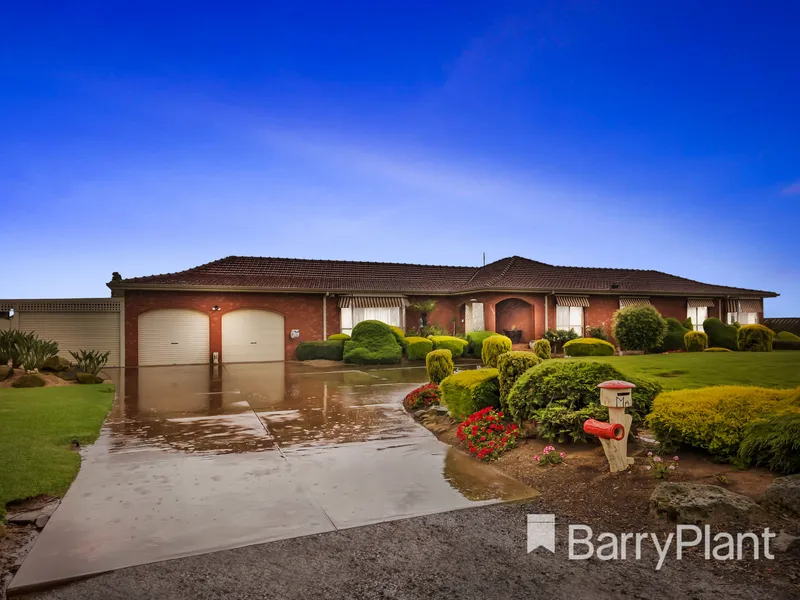 Costal lifestyle close to the city 