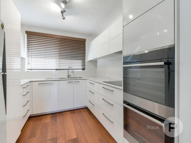 Renovated unit in the heart of Nundah!