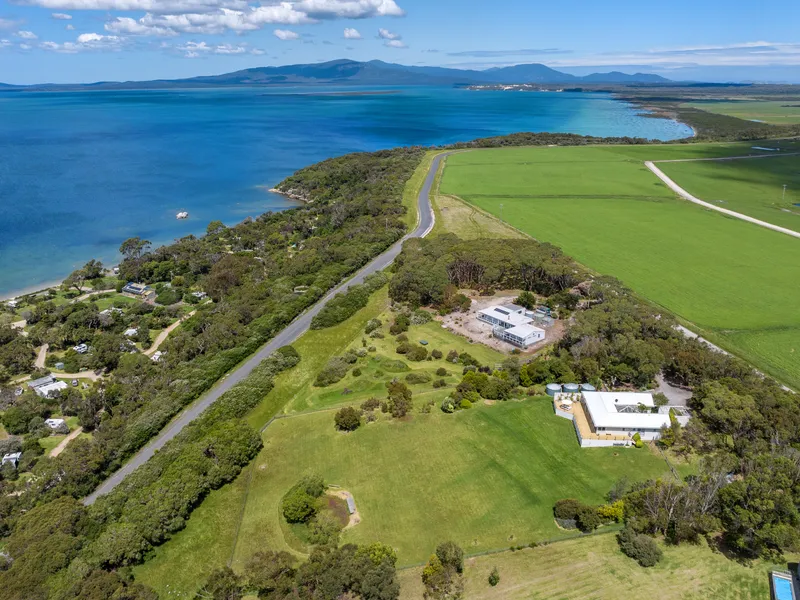 “A Promontory View” - Coastal Elegance and Waterfront Tranquillity