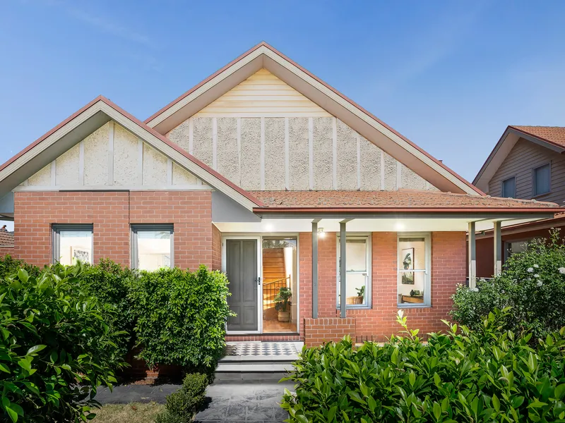 Charming, low-maintenance home in blue chip Ascot Vale locale