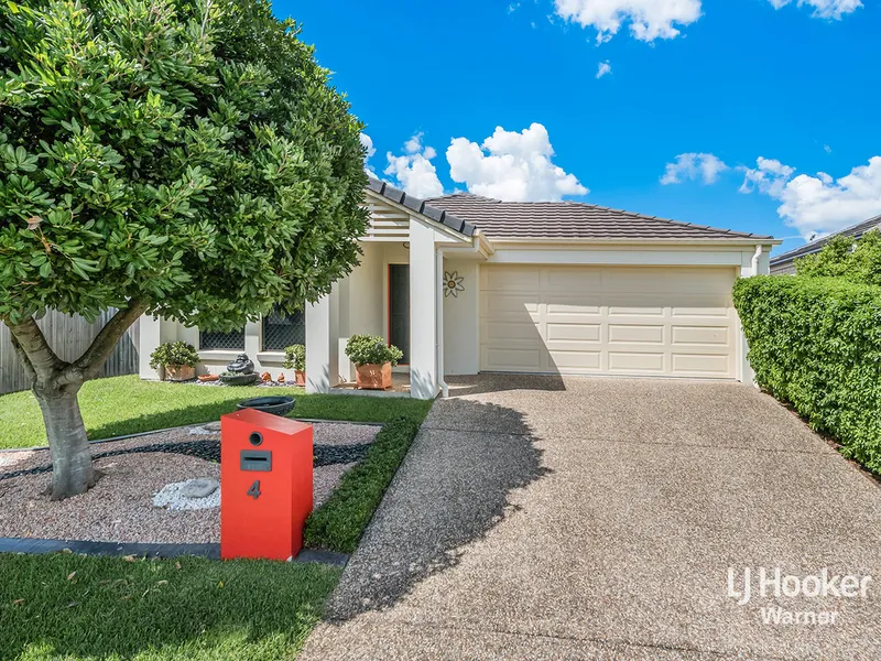 RECENT RENOVATIONS, SOLAR & LOW MAINTENANCE LIVING WITH NORTHERN ASPECT!!