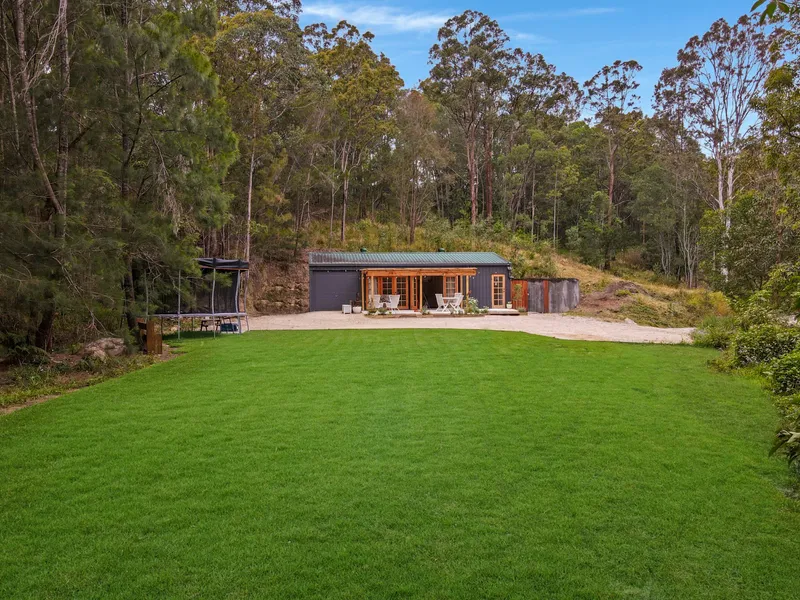 We've found it! A 2.5 acre block of land with enormous 1904sqm Building Envelope!