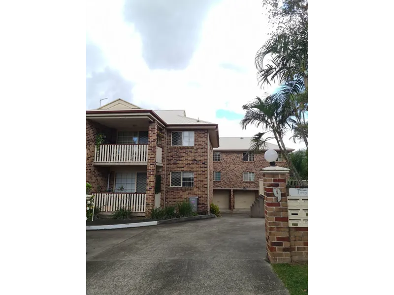 PERFECTLY SECLUDED UNIT IN MOOROOKA