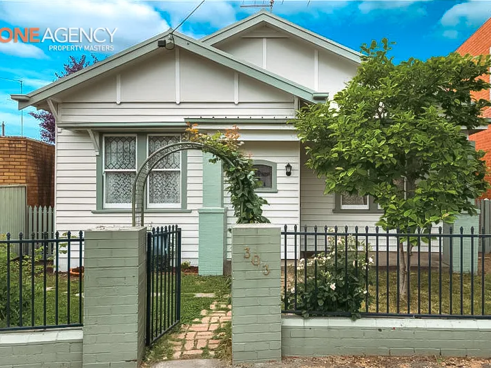 Perfect Family Home In The Heart Of Golden Point !!!!!