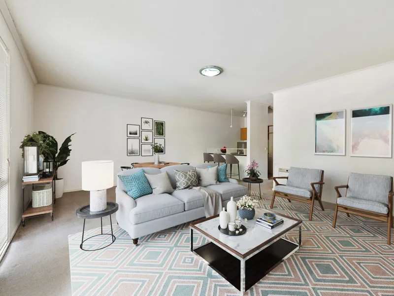 Spacious Two Bedroom Apartment with Private Courtyard