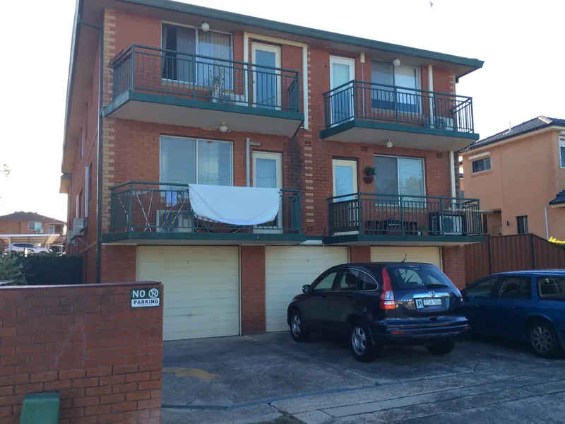 Immaculate Front Facing 2 Bedroom Unit 
