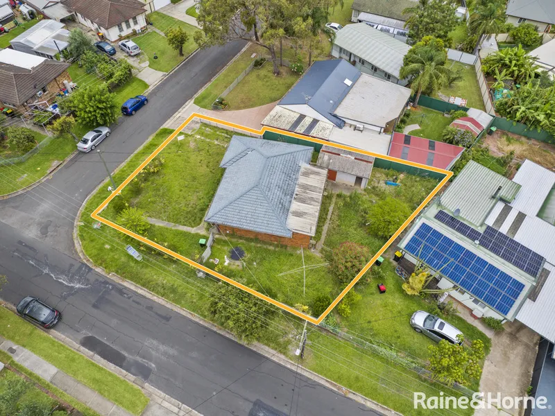 DA Approved Corner Block with 2 Lot Spanning Approximately 605m2!