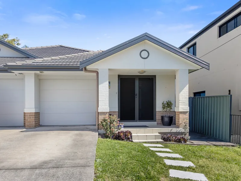 Rare Opportunity - Perfectly Positioned Single-Level Duplex