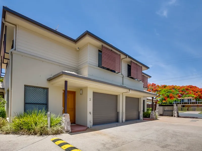 Modern home in the heart of Town