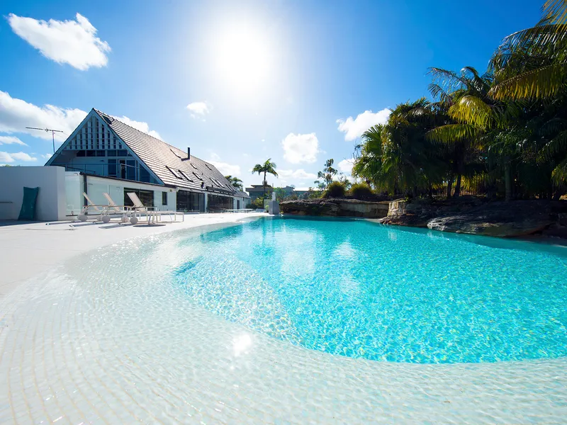 Gallery and Sculpture Park A unique place to call home