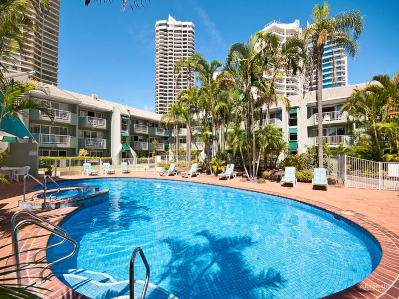 Entry-level Main Beach living!