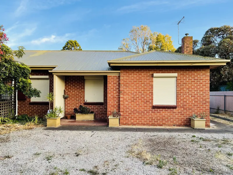 Neat and tidy 3-bedroom Semi