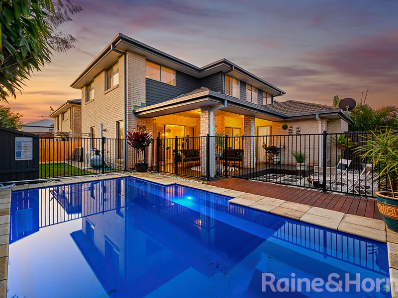 Stylish large family residence with Pool in great location