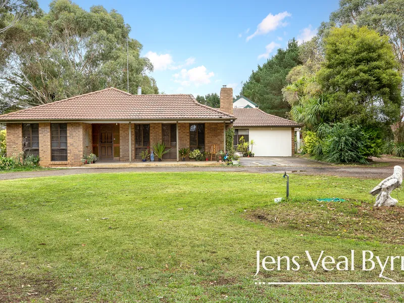 Unique hobby farm – only 10 minutes from Ballarat’s CBD