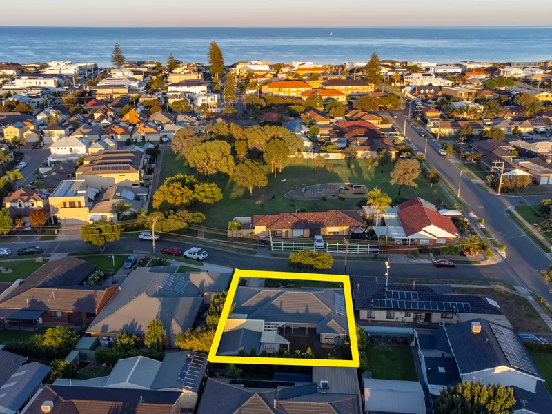 POSITION PERFECT IN THE HEART OF WEST BEACH