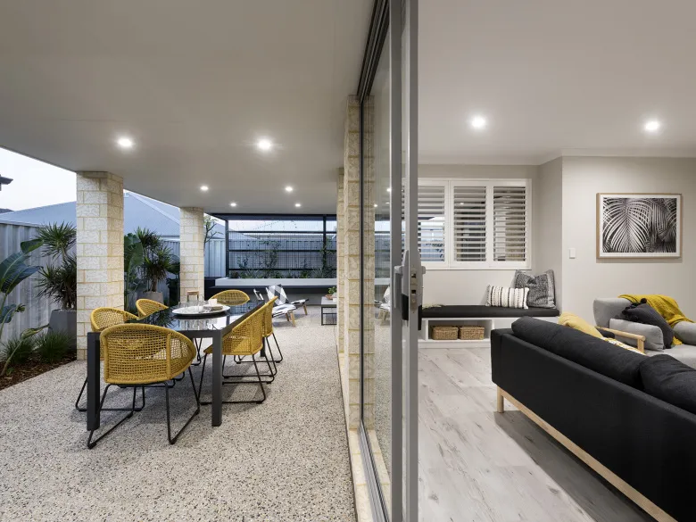 Lock & Leave in Prime Location