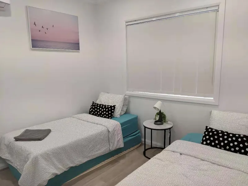 Fully furnished brand new granny flat step to lane cove national park 