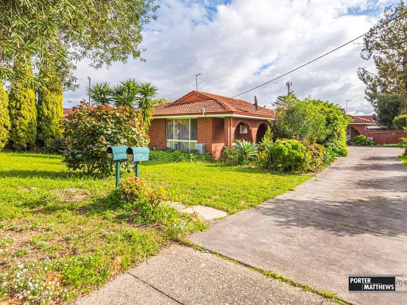 3 bedroom 1 bathroom Villa!!!