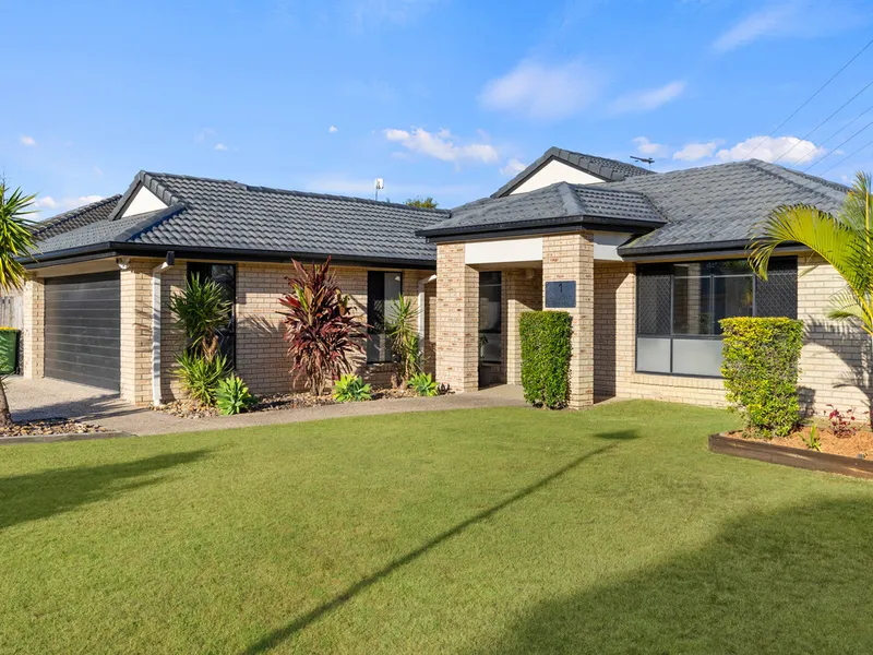 Immaculate Family Home with Modern Features and Prime Location