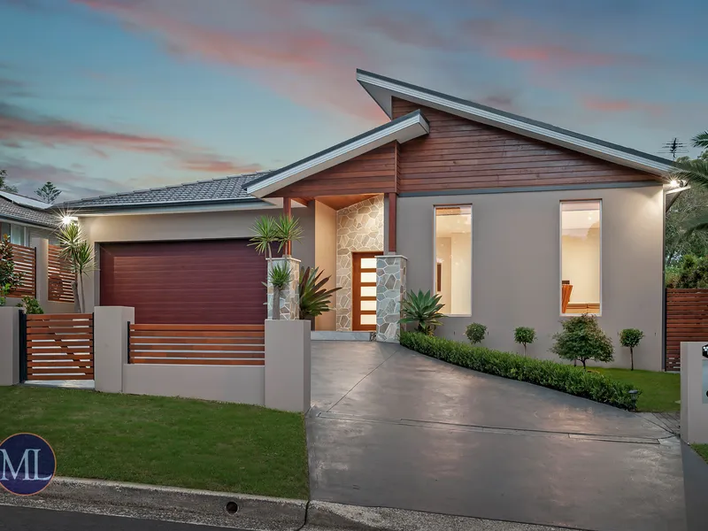 Quality Constructed Contemporary home set in the heart of Castle Hill.