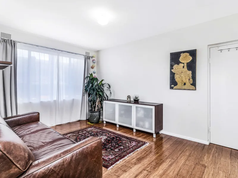 Renovated & Light