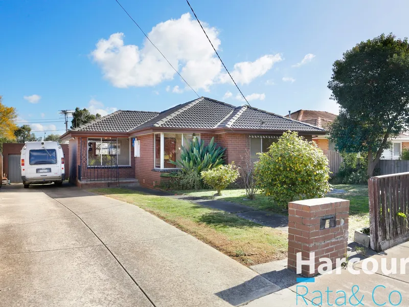 Prime Opportunity on 614m2 (approx) block!