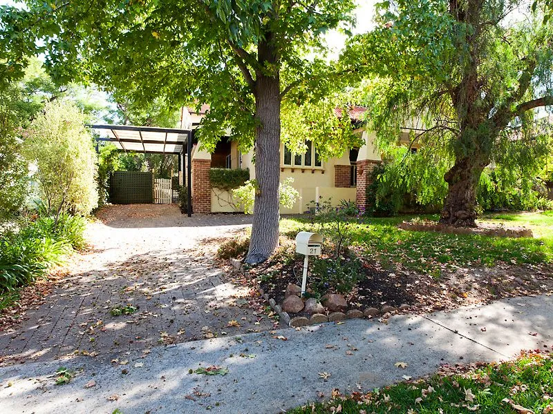 Fabulous Family Home with Pool