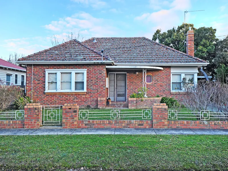 TWO BEDROOM PROPERTY IN REDAN - SHORT TERM RENTAL!