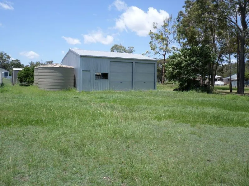 GREAT SHED AND LOCATION!