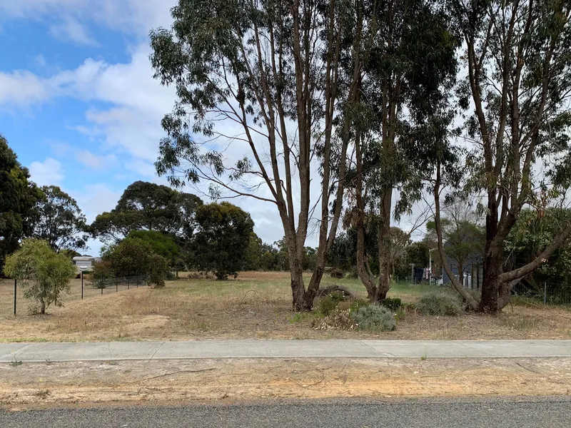 COUNTRY LIVING AT ITS BEST