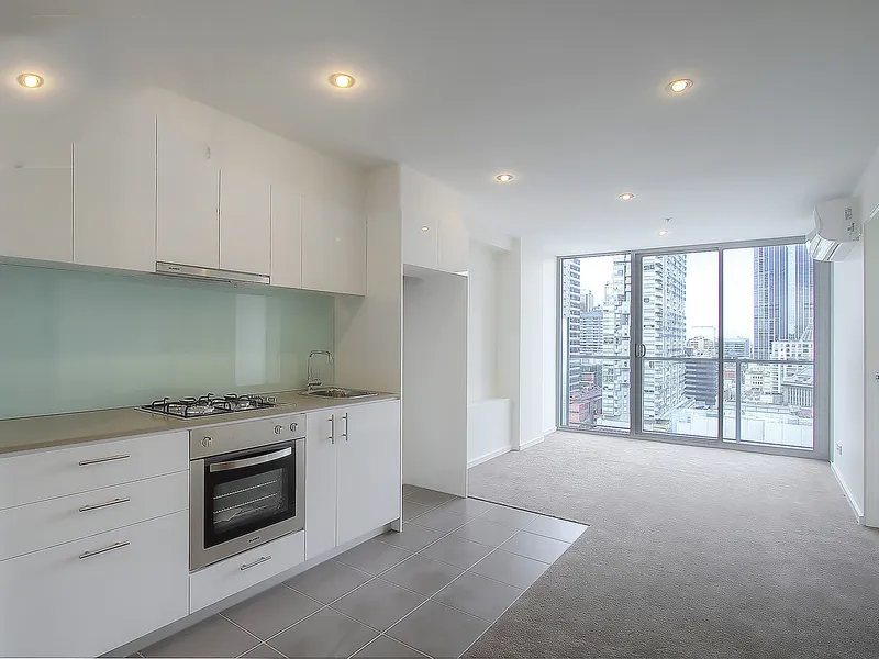 GREAT PRICE & LOCATION! TWO BEDROOM TWO BATHROOM APARTMENT!