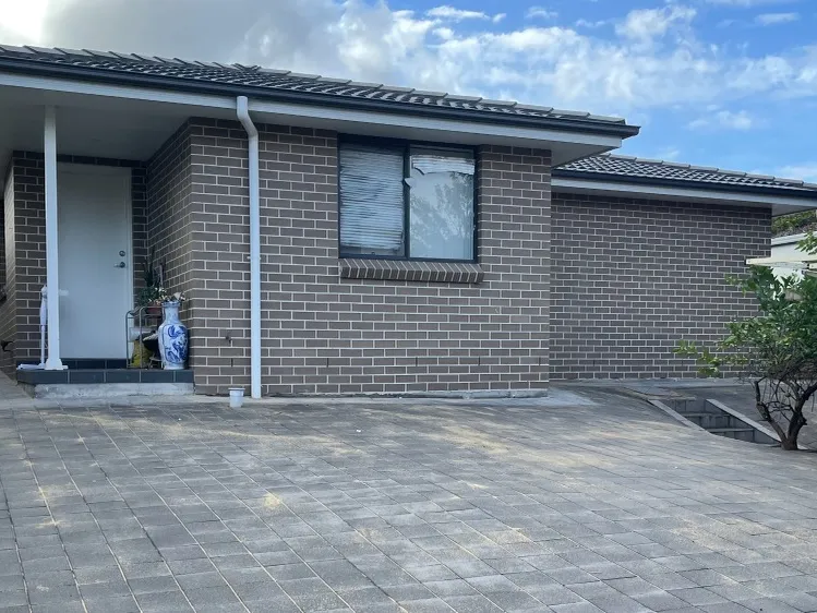 MODERN 2 BEDROOMS GRANNYFLAT