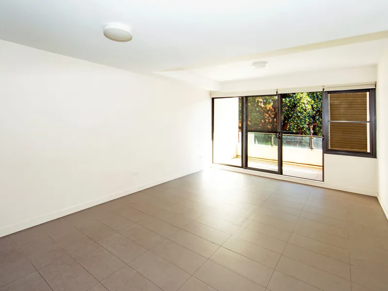 Modern Split-Level Two Bedroom Apartment!