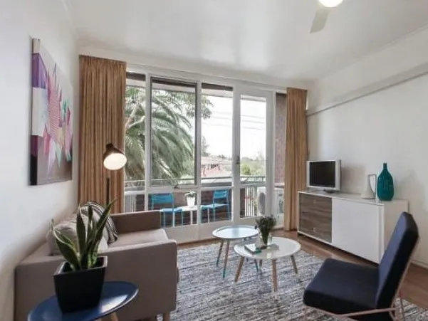 Ideally located two bedroom apartment