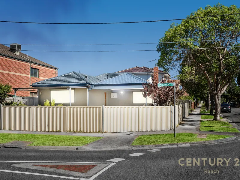 Ideal Renovated Home With Superb Location!