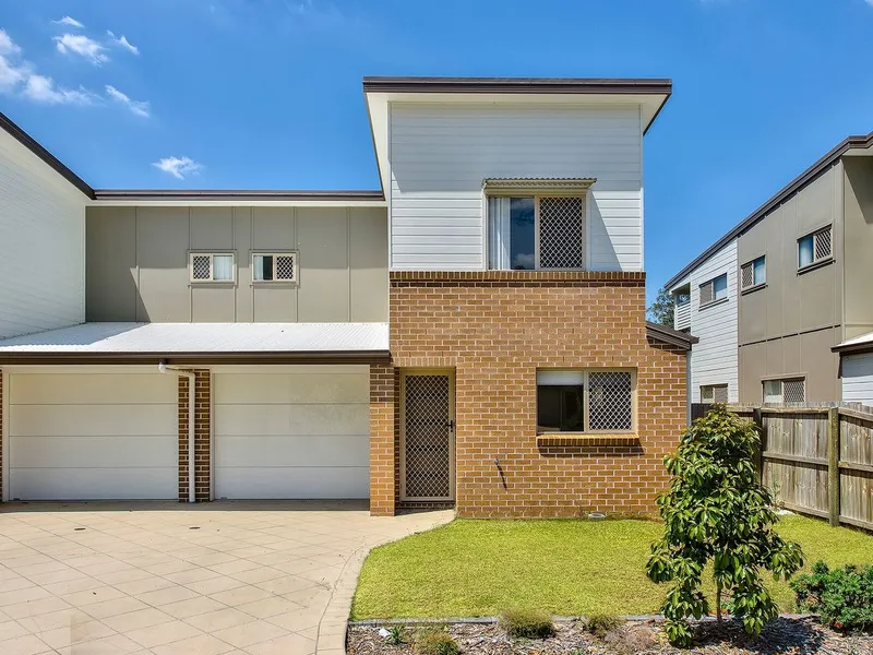 151SQM TOWNHOUSE IN THE HEART OF EVERTON HILLS!!!!