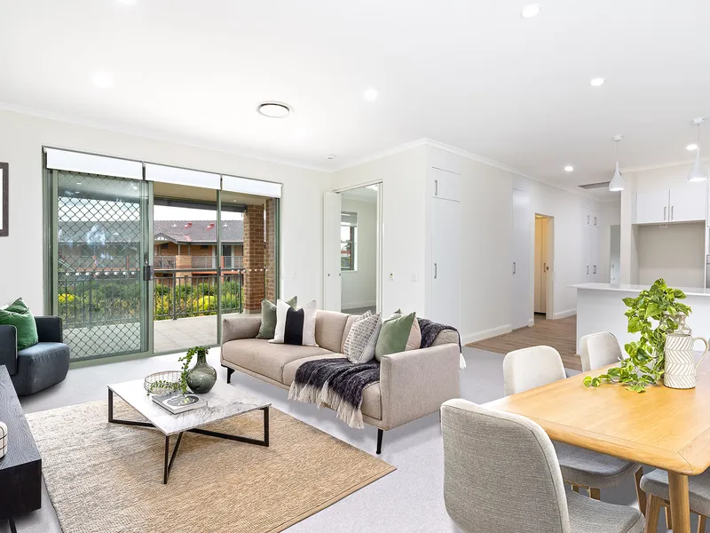 NEW KITCHEN DESIGN WITH FULLY REFURBISHED BATHROOMS