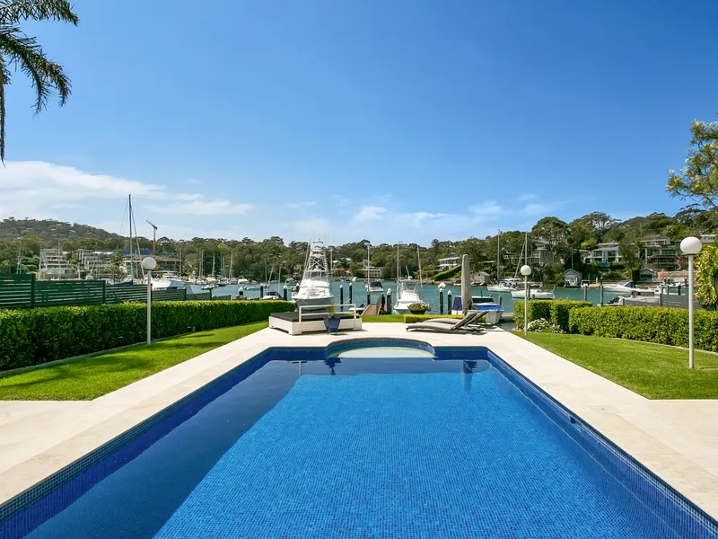 Grand Waterfront Living