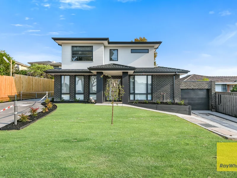 Prestige Living in Prized Locale!