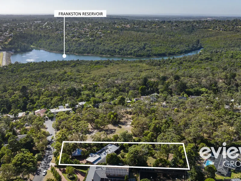 Spacious family living amongst a park like setting