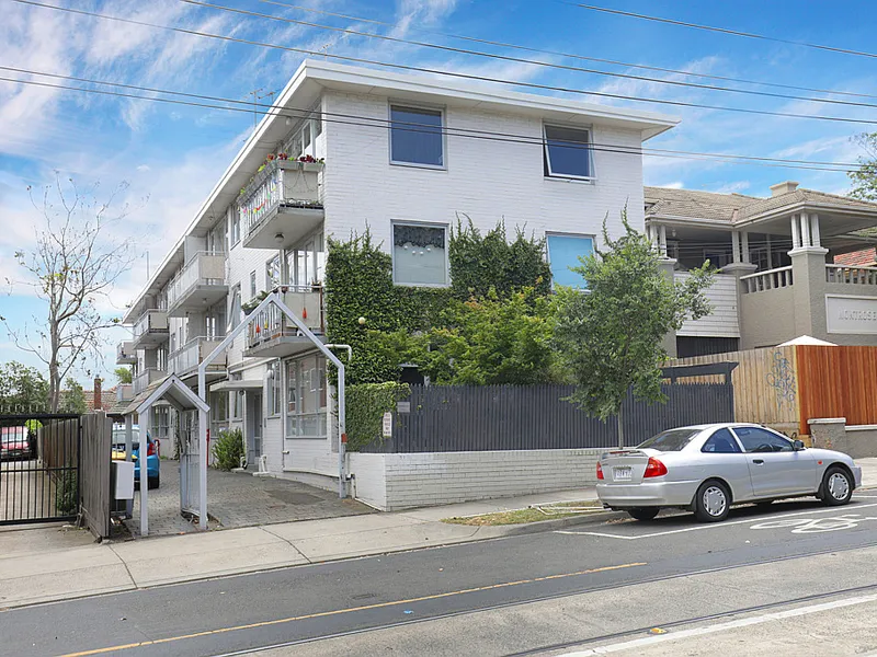 IDEAL FOR FIRST HOME BUYERS OR INVESTORS