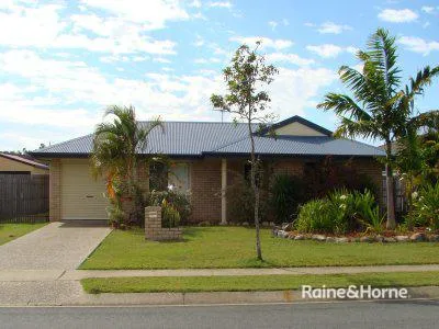 Family Home In Eimeo