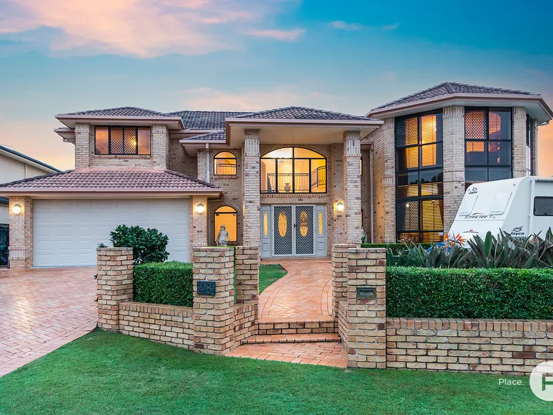 Palatial family home with room to move, play and entertain