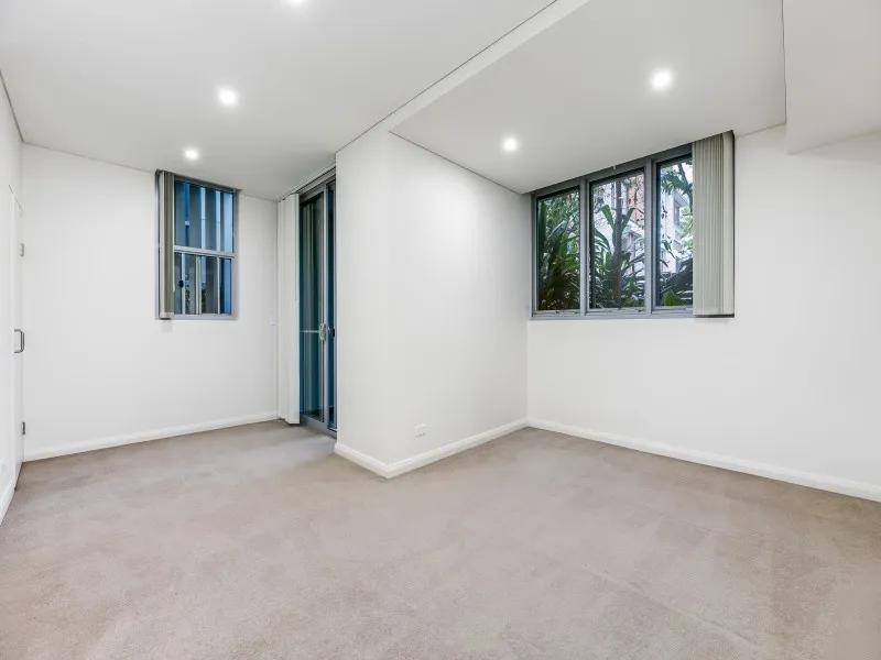 Rare garden apartment with extra bathroom