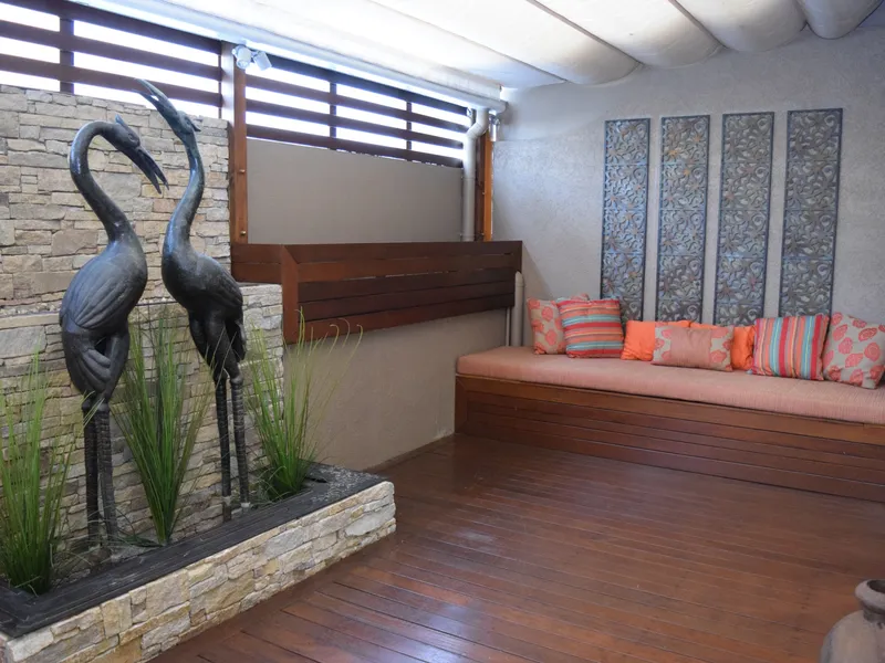 EXQUISITE, EXECUTIVE APARTMENT IN THE CBD