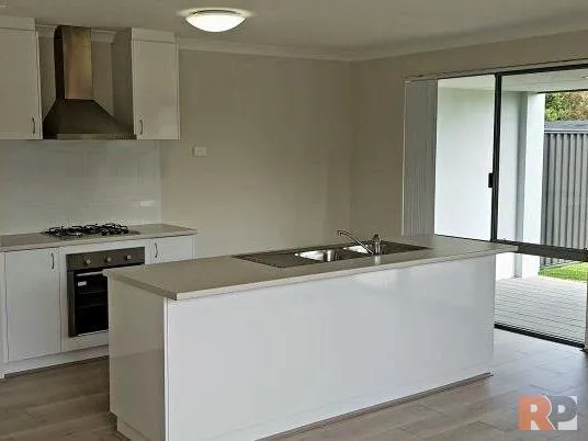 Lovely Dual-Key NRAS home