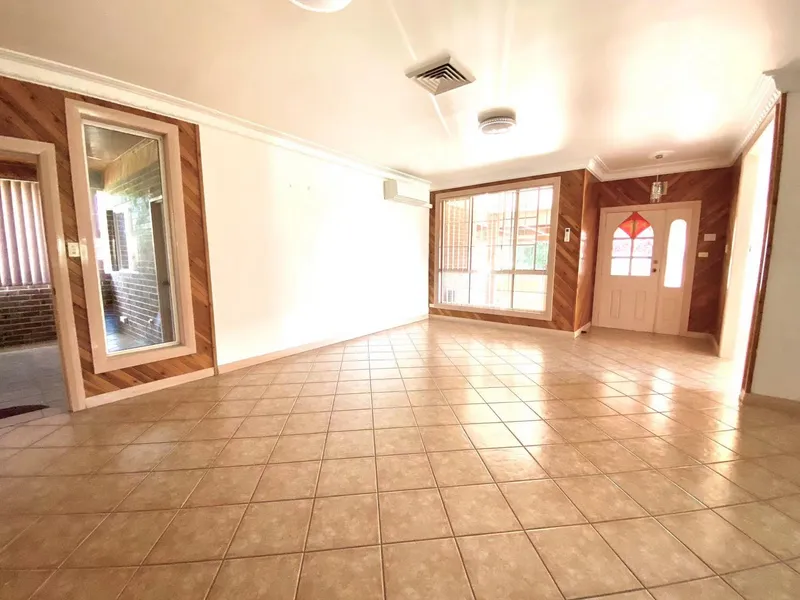 5 bedroom Family home