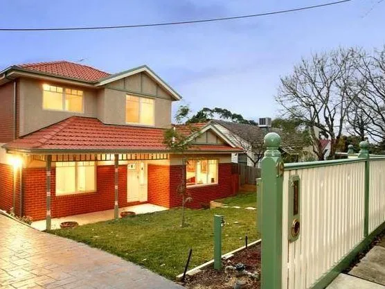 Mont Albert North delight