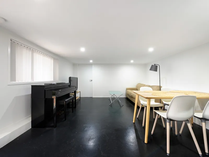 Granny flat located in peaceful and leafy location